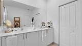 11922 245 TER - Photo 17