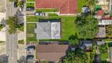 675 30th St - Photo 17