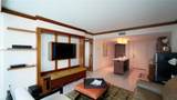 6801 Collins Ave - Photo 9