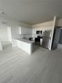 1091 17th St - Photo 4