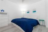 1830 Ocean Dr - Photo 17