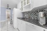 350 Collins Ave - Photo 15