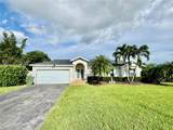 1635 15th Ter - Photo 1