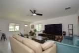 830 19th Ter - Photo 5