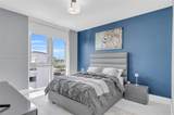 17111 Biscayne Blvd - Photo 21