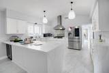 1110 Wallace St - Photo 10