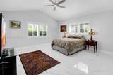 1110 Wallace St - Photo 14