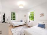 241 28th St - Photo 10