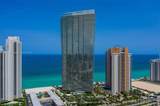 18975 Collins Ave - Photo 3