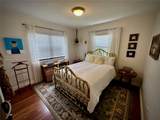 742 50th St - Photo 16