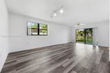 9877 Nob Hill Ct - Photo 3