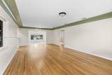 1221 34th Ave - Photo 3