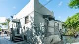 1177 30th St - Photo 2