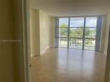 1000 Parkview Dr - Photo 16