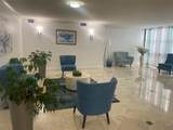 1000 Parkview Dr - Photo 5