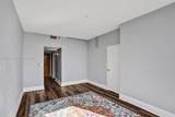 7601 Treasure Dr - Photo 34