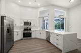 2611 Oakbrook Ln - Photo 7