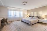 2301 Collins Ave - Photo 32