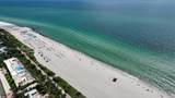 2600 Collins Ave - Photo 38