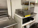 10410 Taft St - Photo 7