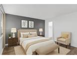 10400 108 AVE - Photo 2