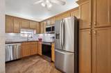 700 Hollybrook Dr - Photo 2