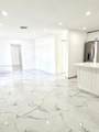 712 Hialeah Dr - Photo 15