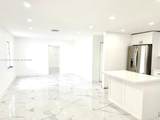 712 Hialeah Dr - Photo 2