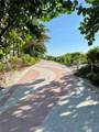 2301 Collins Ave - Photo 36