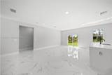 1108 Garibaldi St E - Photo 4