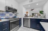 1105 Lake Shore Dr - Photo 4