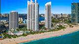 18201 Collins Ave - Photo 2