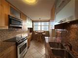 1833 Ocean Dr - Photo 18