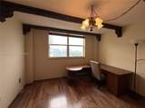 1833 Ocean Dr - Photo 30