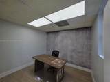 8555 29th St - Photo 4