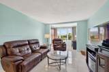 2801 Somerset Dr - Photo 2