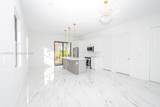 1005 Brenton Ave - Photo 4