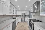 11 Island Ave - Photo 4