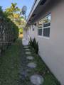 1118-1120 2nd Ave - Photo 2