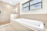 10250 76th Ter - Photo 15