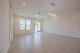 7040 Channing Ave - Photo 13