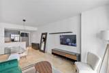 185 14th Ter - Photo 4