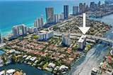 19390 Collins Ave - Photo 2