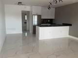 725 11th Ave - Photo 3
