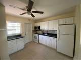 933 38th St - Photo 1