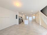 1172 1st Ter - Photo 3