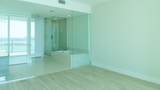 650 32nd St - Photo 11