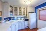 2200 Park Ln - Photo 2