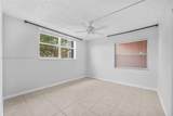 2861 Somerset Dr - Photo 11
