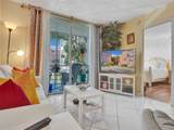 2861 Somerset Dr - Photo 9
